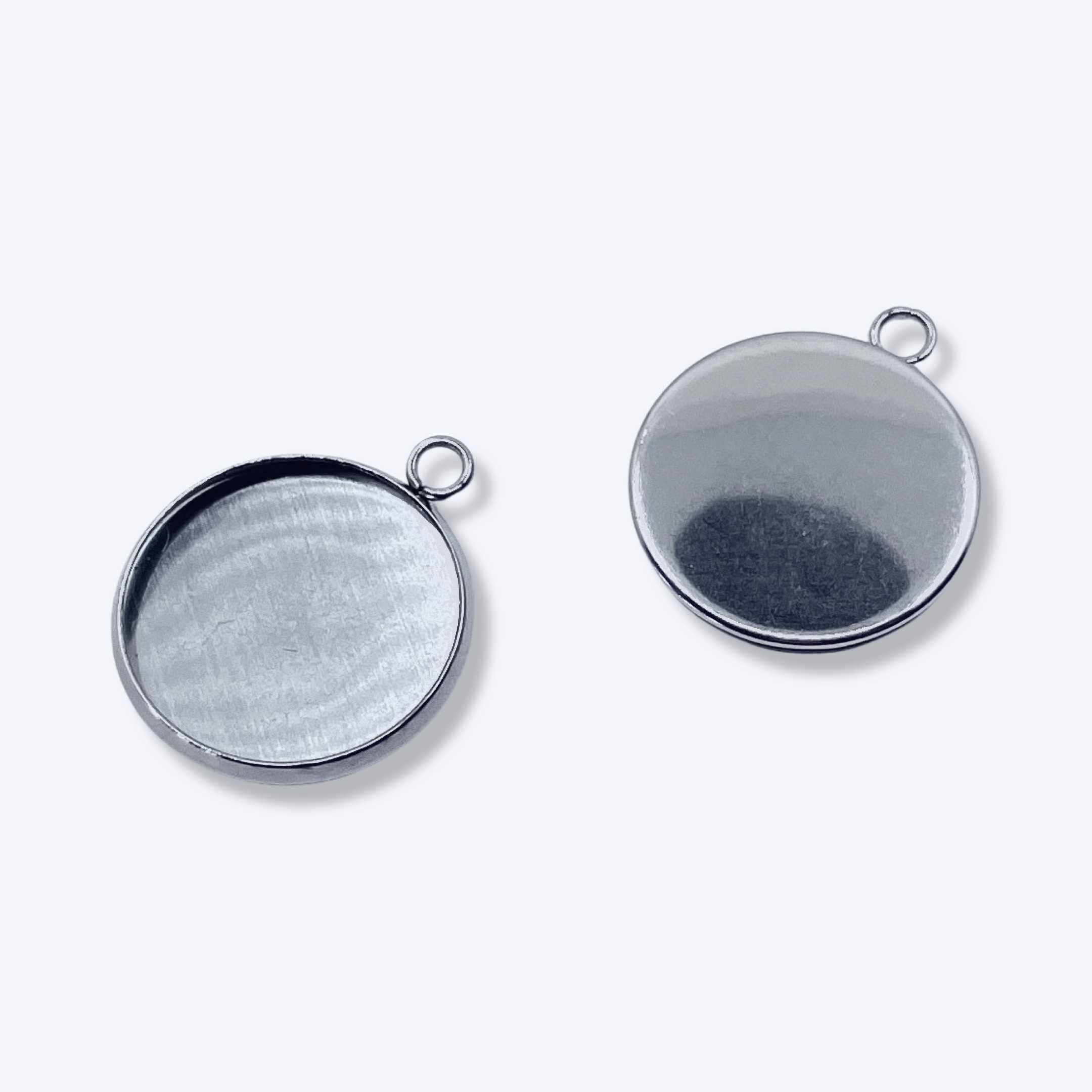 Stainless steel cabochon setting, jewelry findings. Kapussipohjat ruostumaton teräs, rst