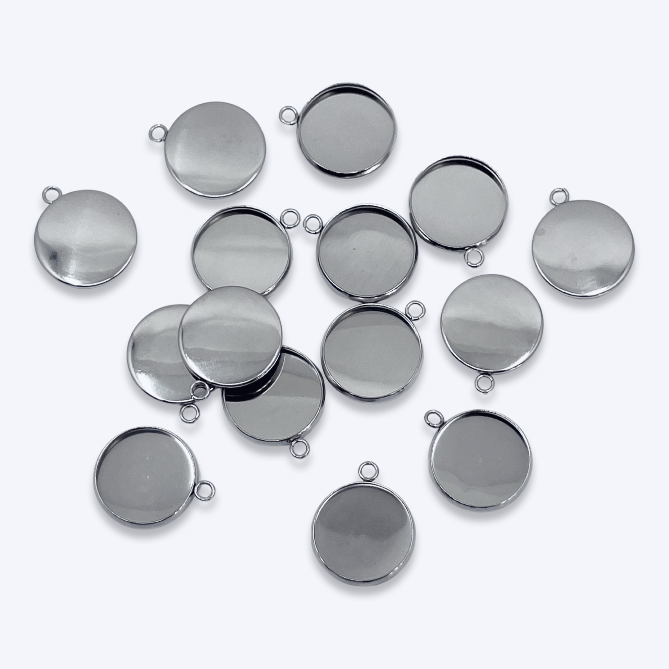 Stainless steel cabochon setting, jewelry findings. Kapussipohjat ruostumaton teräs, rst