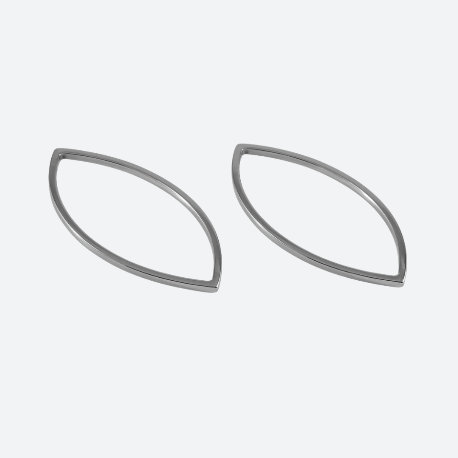 Mantelinmuotoiset korulinkit vaaka-asennossa, 27 x 13 mm hartsikoruihin, ruostumaton teräs