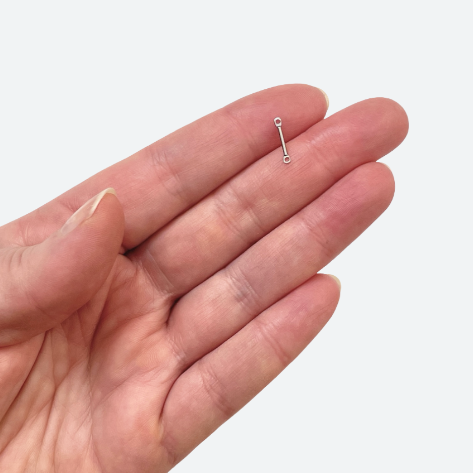 Useita 12 mm korulinkkejä kierteellä ryhmässä, ruostumaton teräs