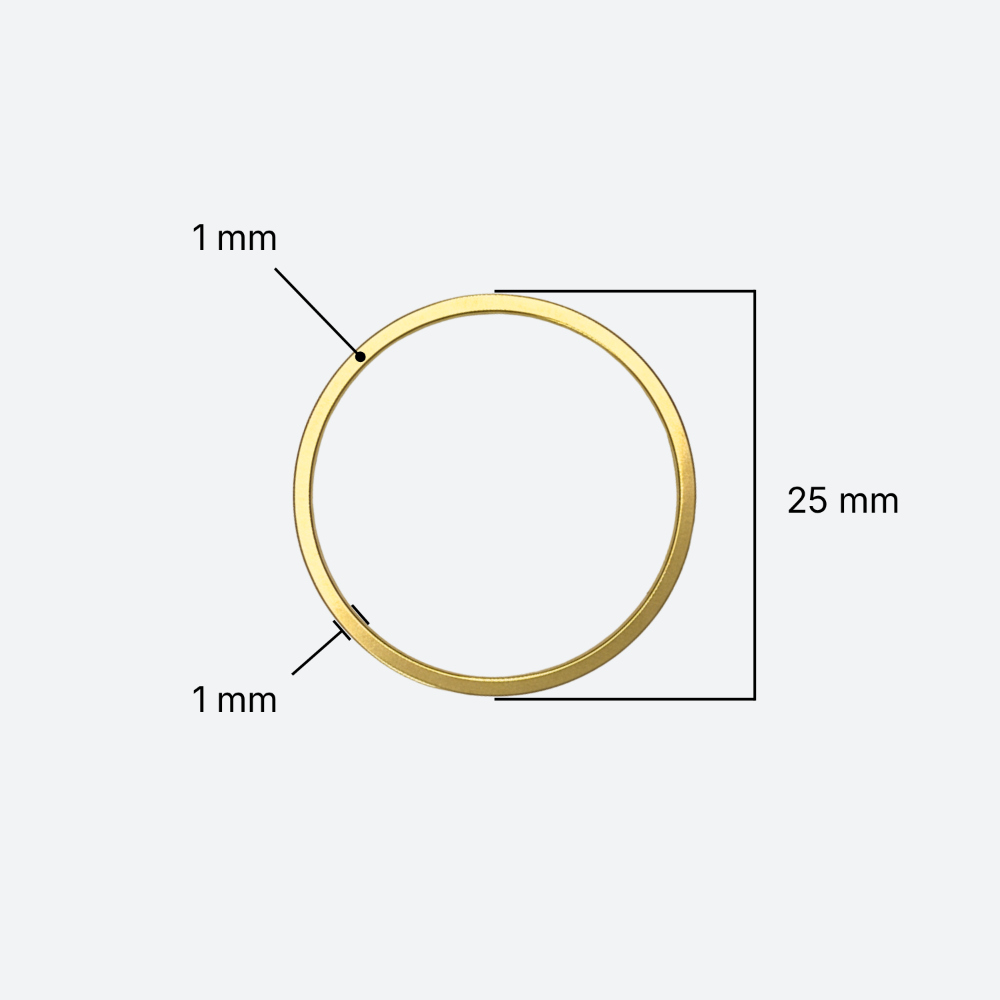 Useita kullattuja 25 mm korulinkkejä ryhmässä, pyöreä muoto, 18K PVD-kullattu RST