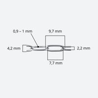 Paperclip-ketju lähikuvana, suorakulmaiset lenkit 9,7 x 4,2 mm kirurginteräs