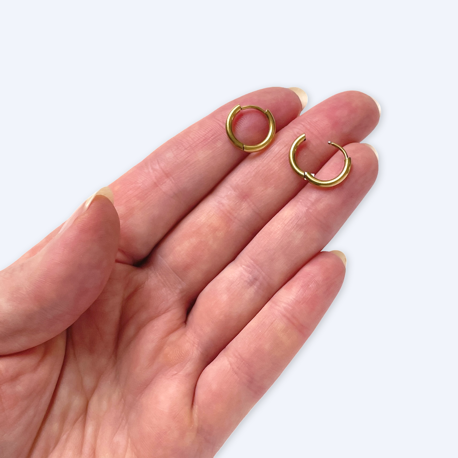 18K kulta korutarvikkeet. RST kirurginteräs korvakorurenkaat